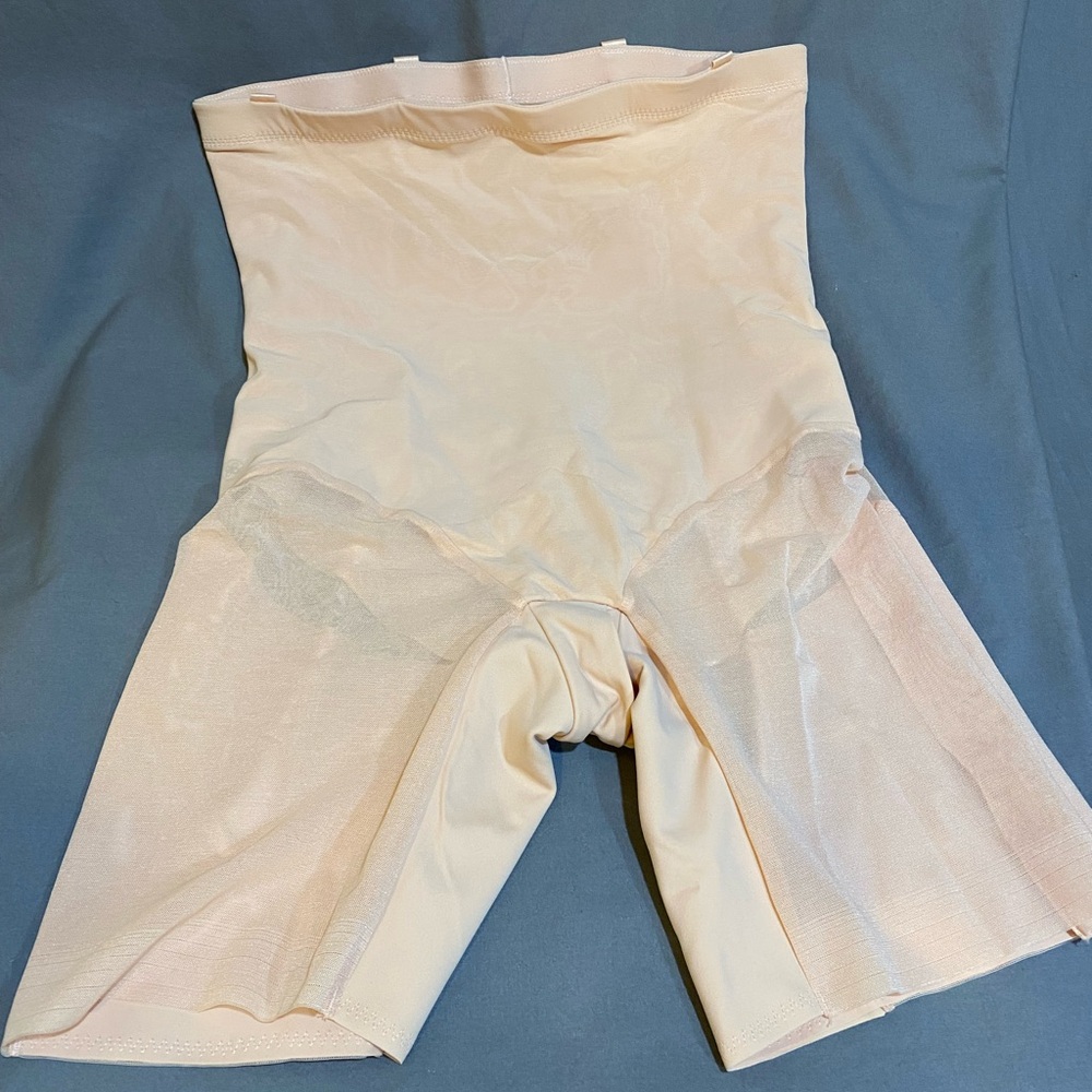 Honeylove Super Power High-Waisted Shapewear Shorts in “Rose Tan”